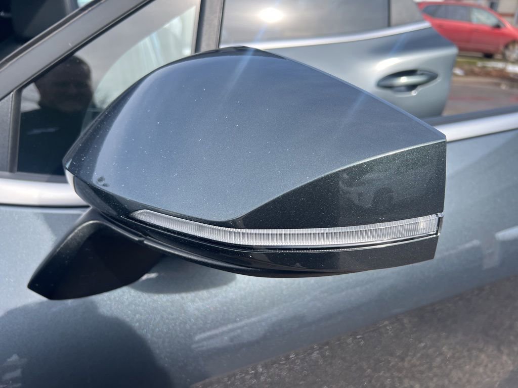 Certified 2025 Kia Sportage EX image 29