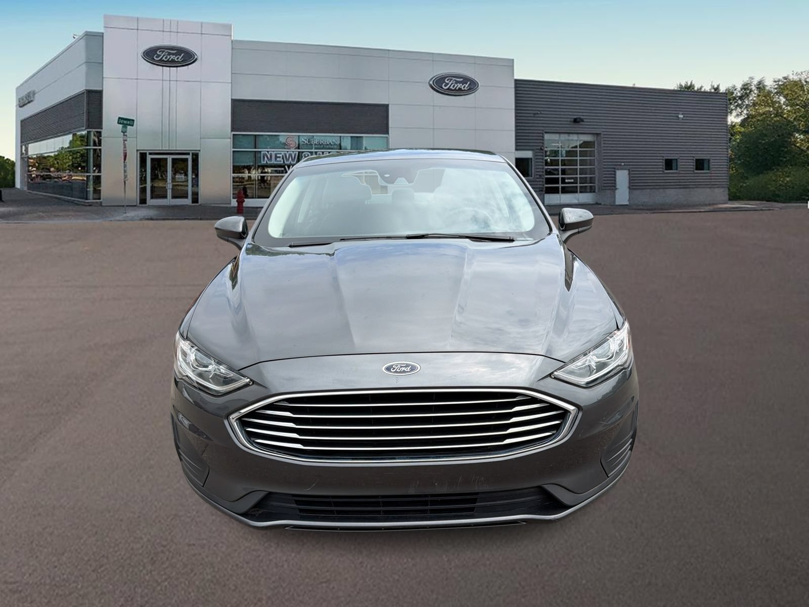 Used 2020 Ford Fusion SE FWD image 3