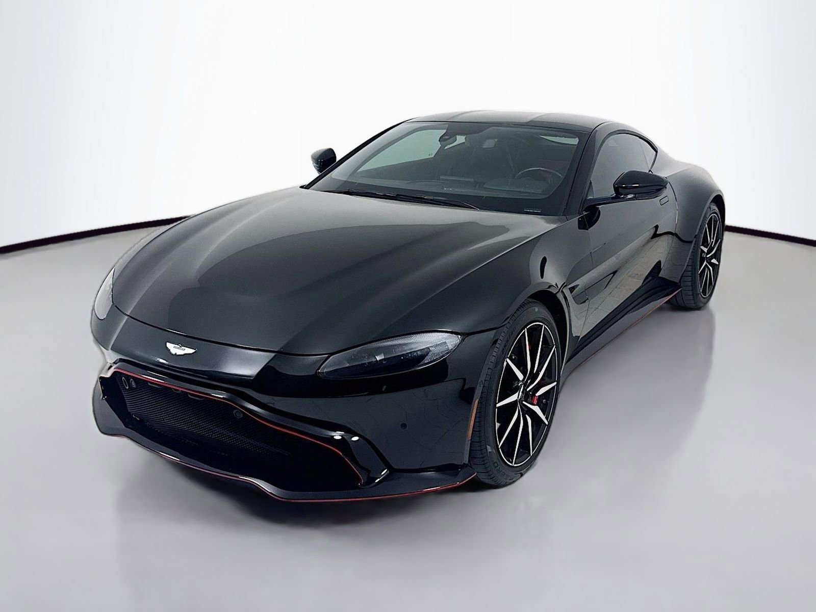Used 2020 Aston Martin V8 Vantage Coupe RWD image 3