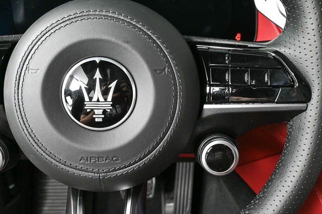 New 2025 Maserati Grecale Folgore AWD/4WD image 11