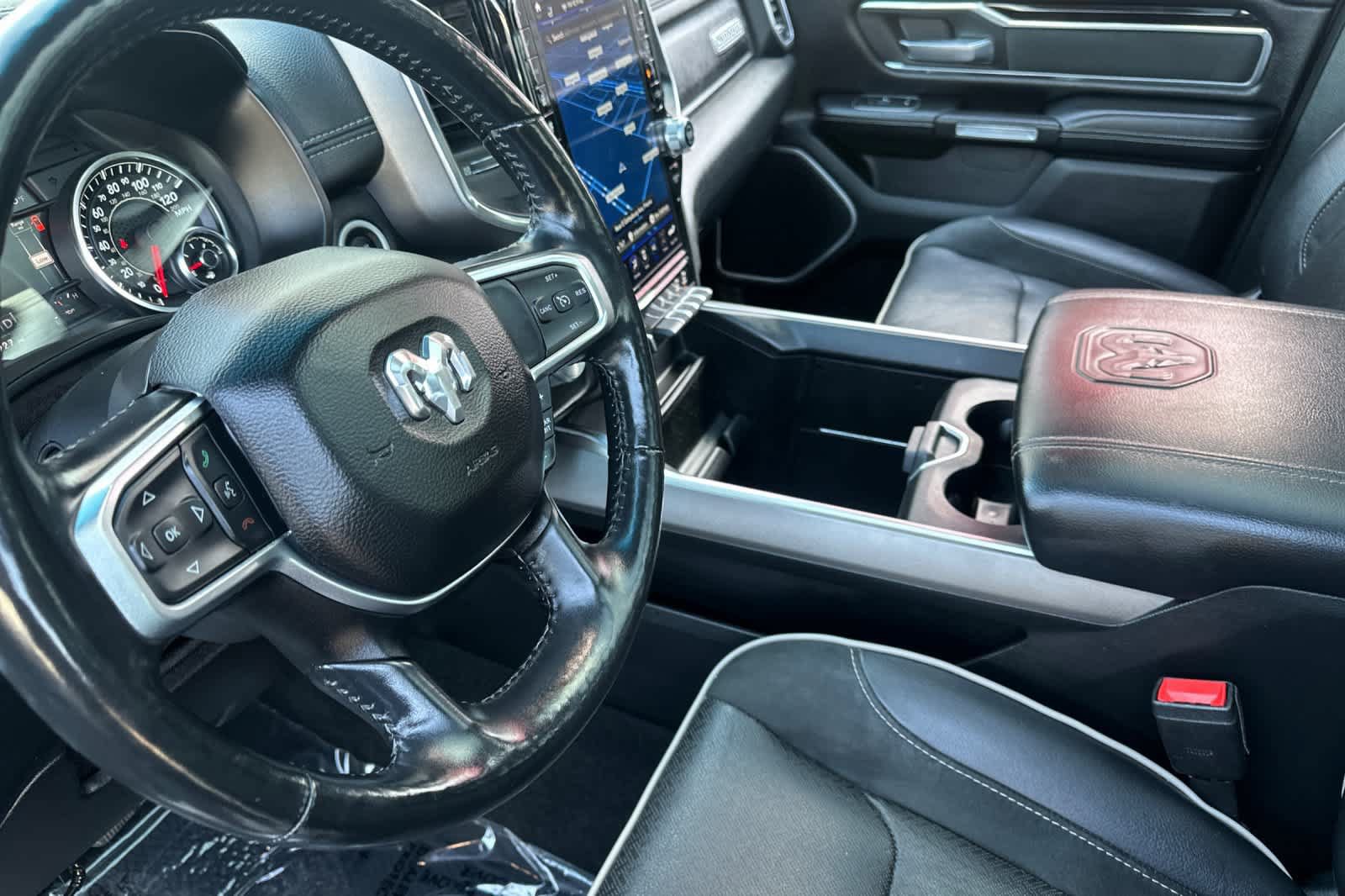 Used 2020 RAM 1500 Laramie w/ Sport Appearance Package AWD/4WD image 11