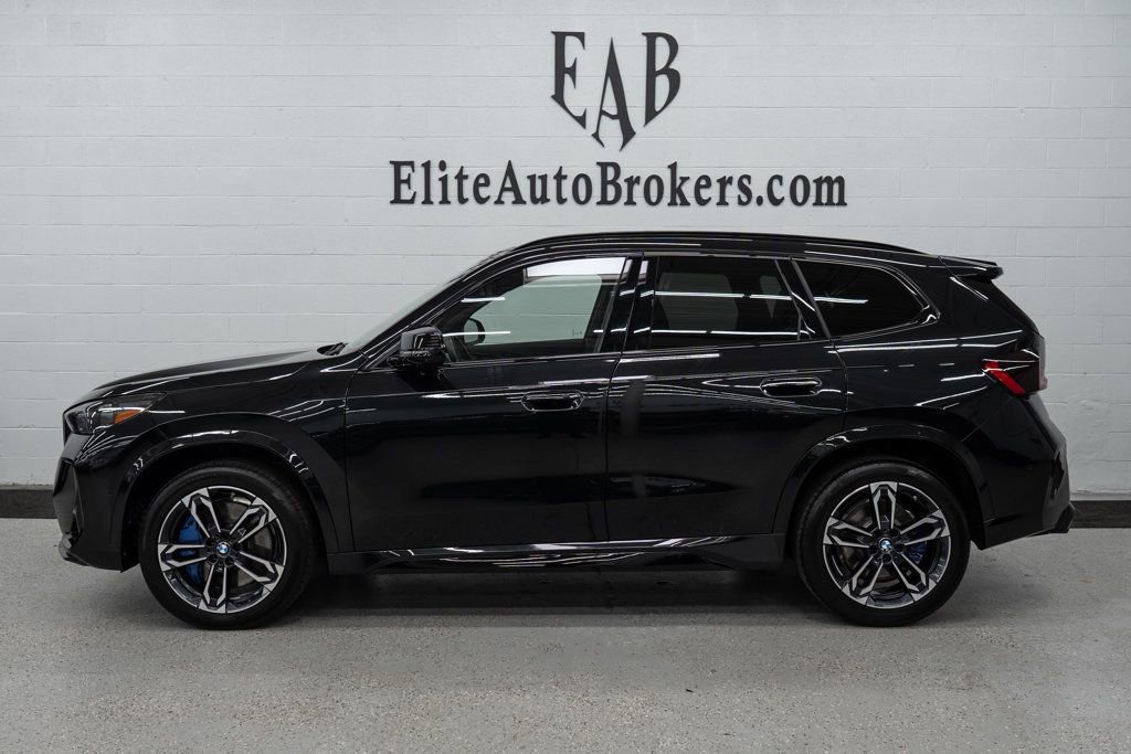 Used 2024 BMW X1 w/ M Sport Line w/ Premium Package image 2
