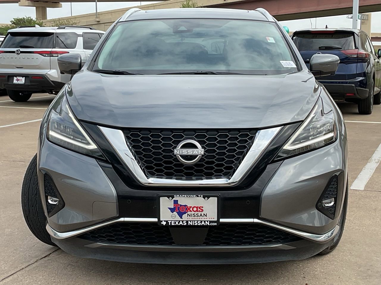 Used 2023 Nissan Murano Platinum w/ Cargo Package image 3