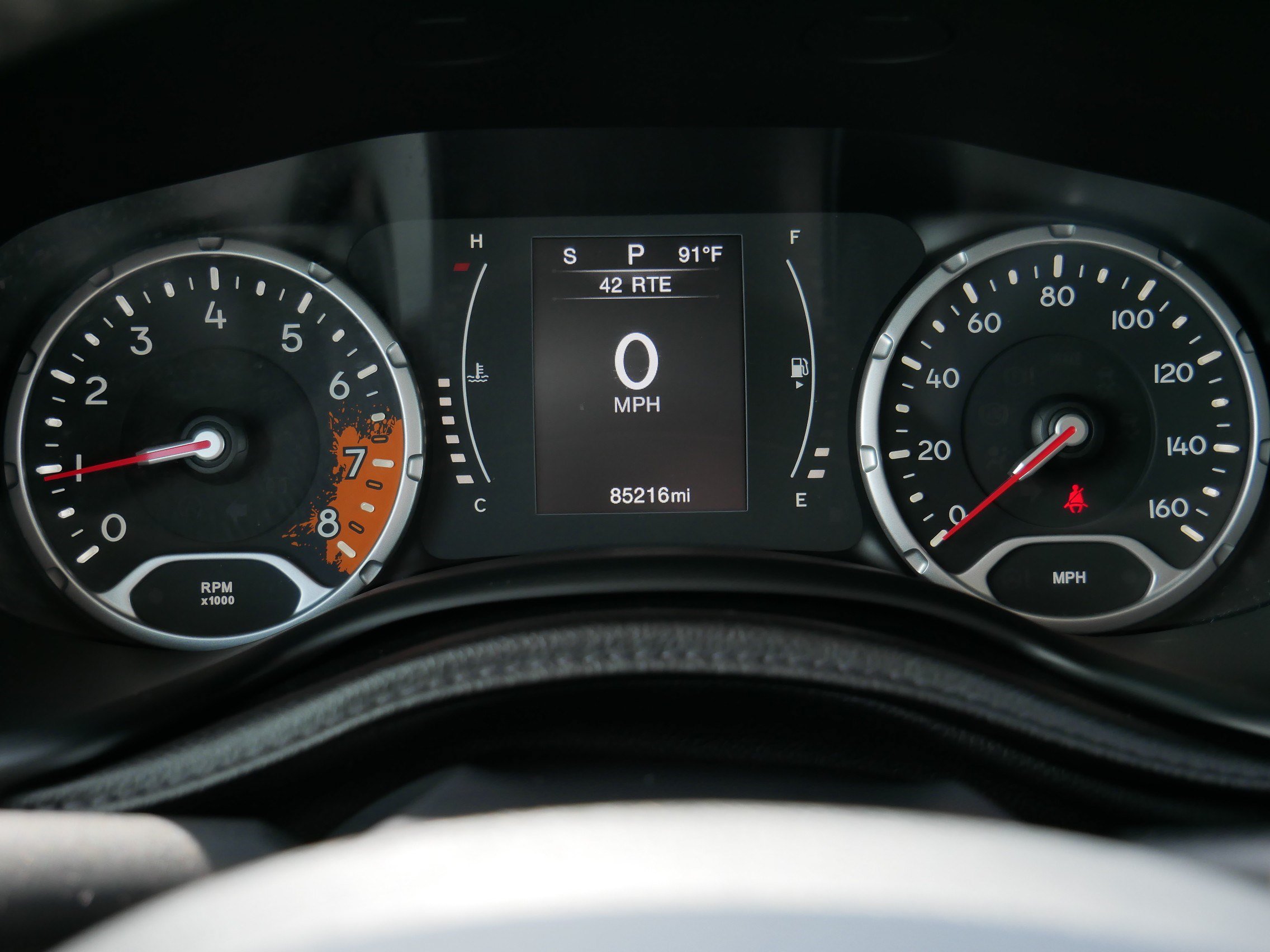 Used 2016 Jeep Renegade Latitude AWD/4WD image 32