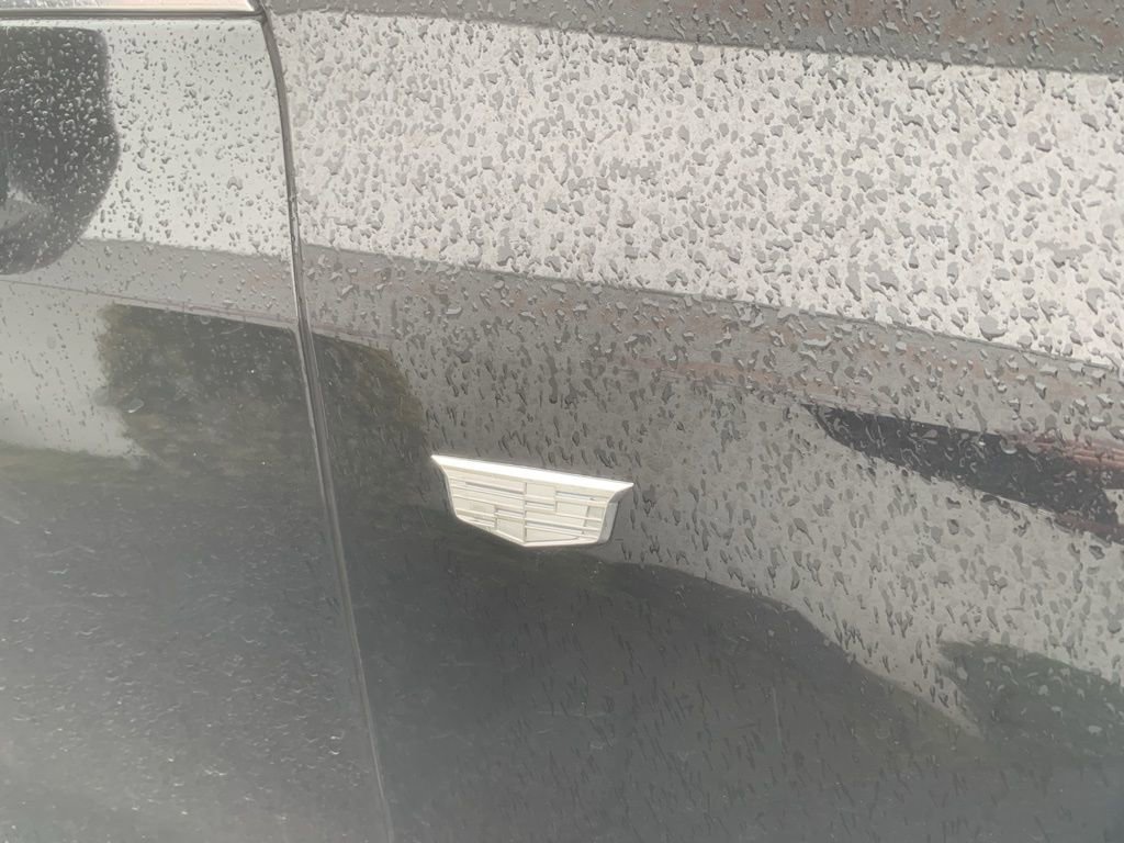 Used 2024 Cadillac XT4 Premium Luxury image 7