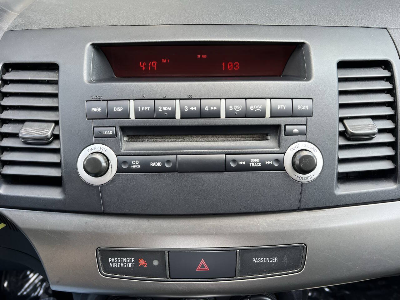 Used 2013 Mitsubishi Lancer ES FWD image 18