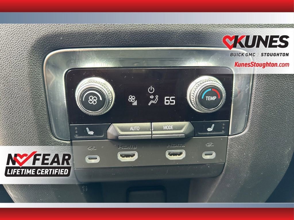 Used 2023 GMC Yukon XL Denali Ultimate image 42