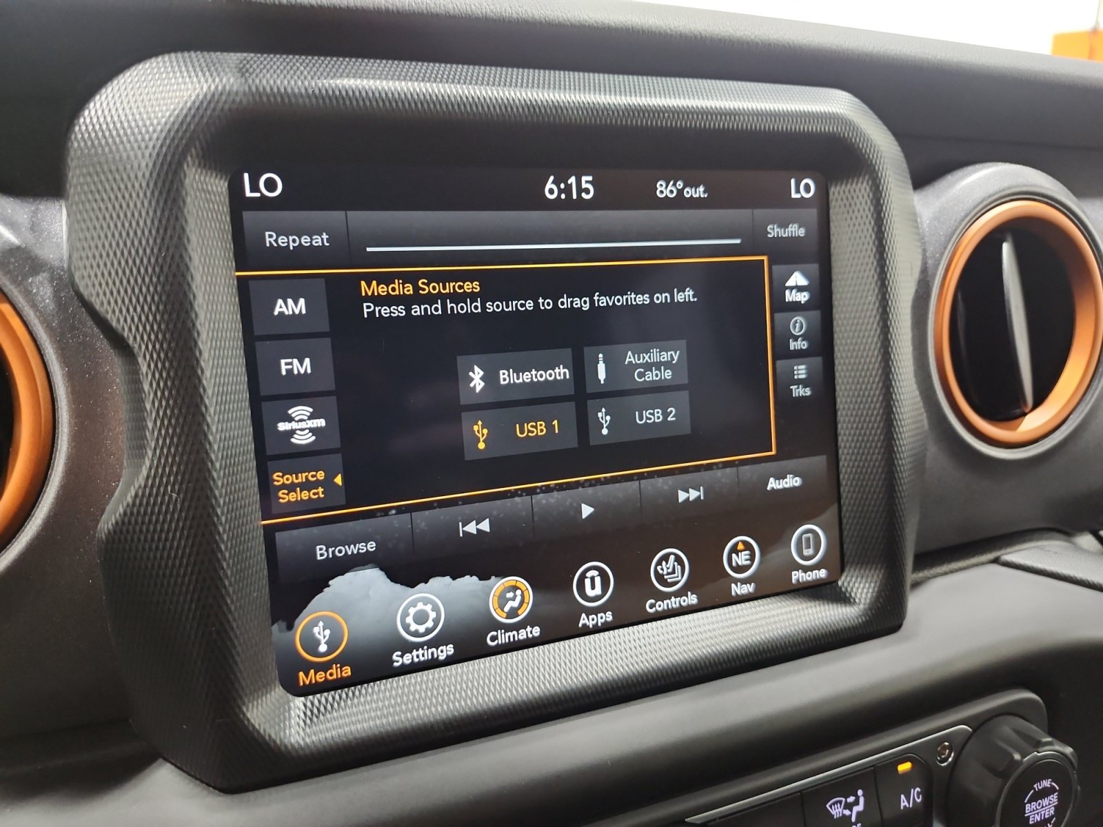 Used 2023 Jeep Gladiator Mojave w/ Cold Weather Group AWD/4WD image 20