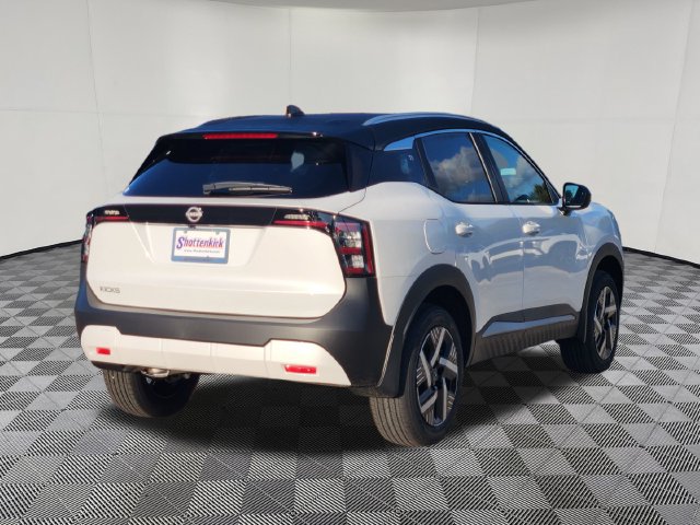New 2027 Nissan Kicks SV FWD image 5