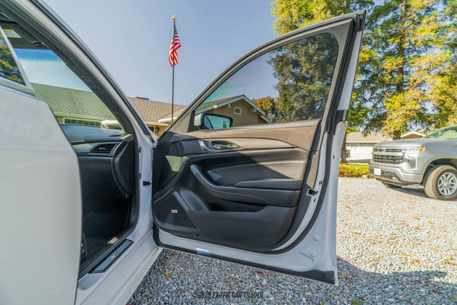 Used 2018 Cadillac CTS V w/ Luxury Package image 60