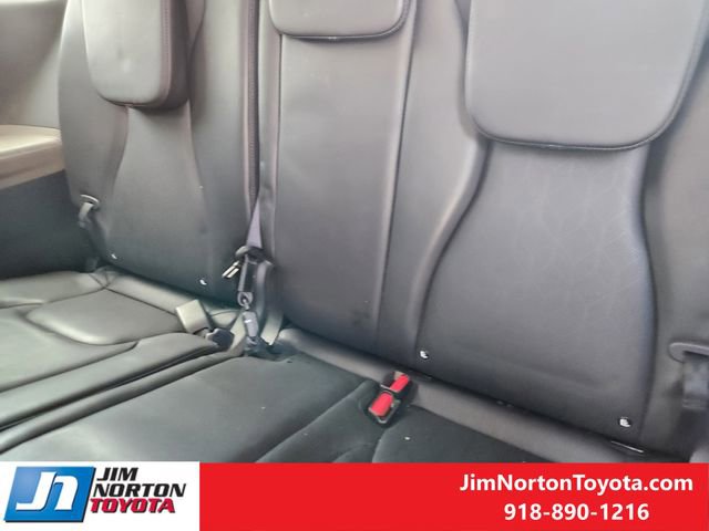 Used 2025 Kia Carnival image 30