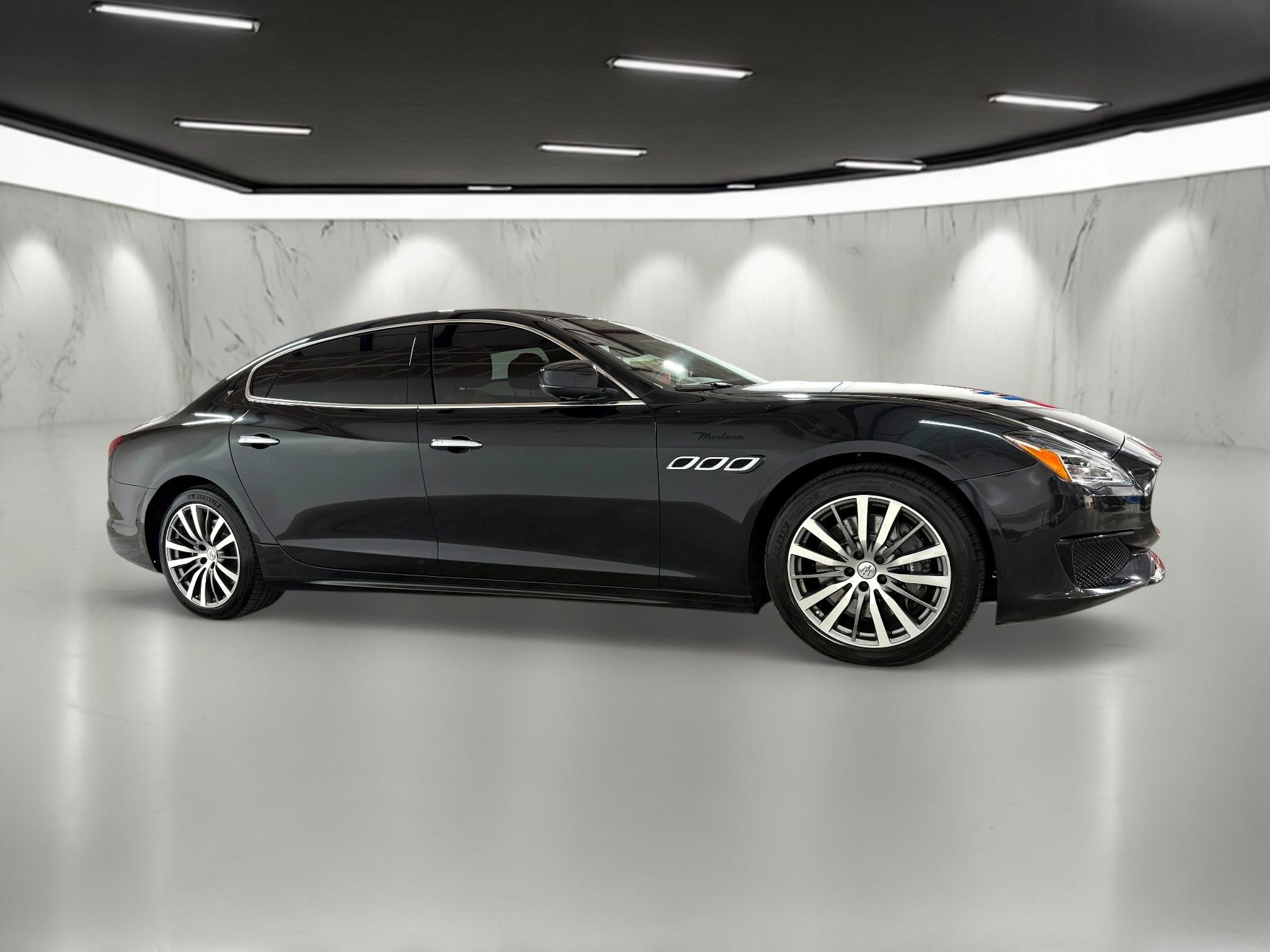 Used 2022 Maserati Quattroporte Modena image 8