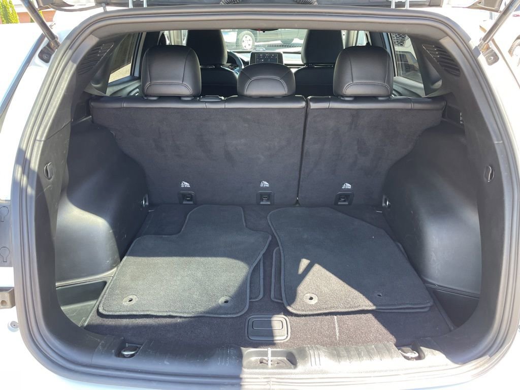 Used 2025 Jeep Compass Latitude image 44