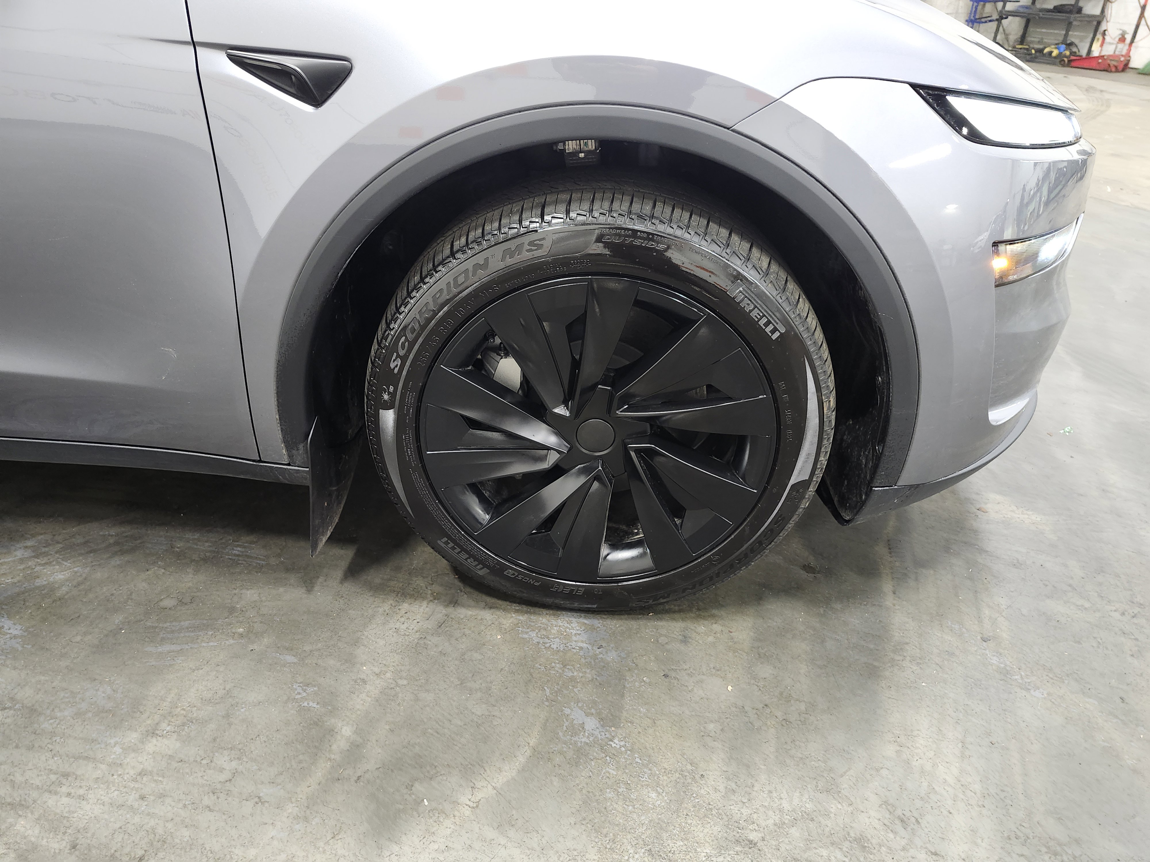 Used 2026 Tesla Model Y image 10