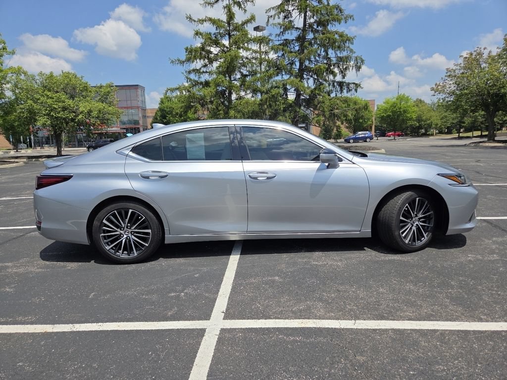Used 2022 Lexus ES 250 w/ Premium Package AWD/4WD image 24