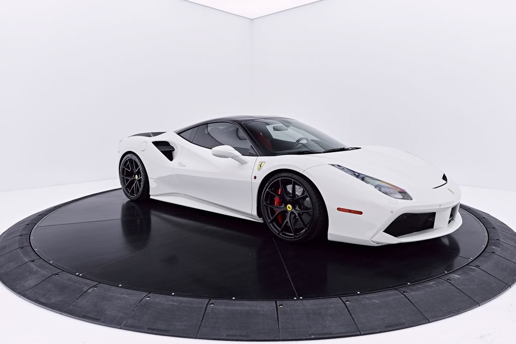 Used 2018 Ferrari 488 GTB RWD image 21