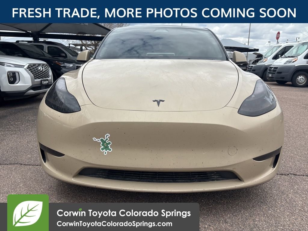 Used 2024 Tesla Model Y Long Range AWD/4WD image 2