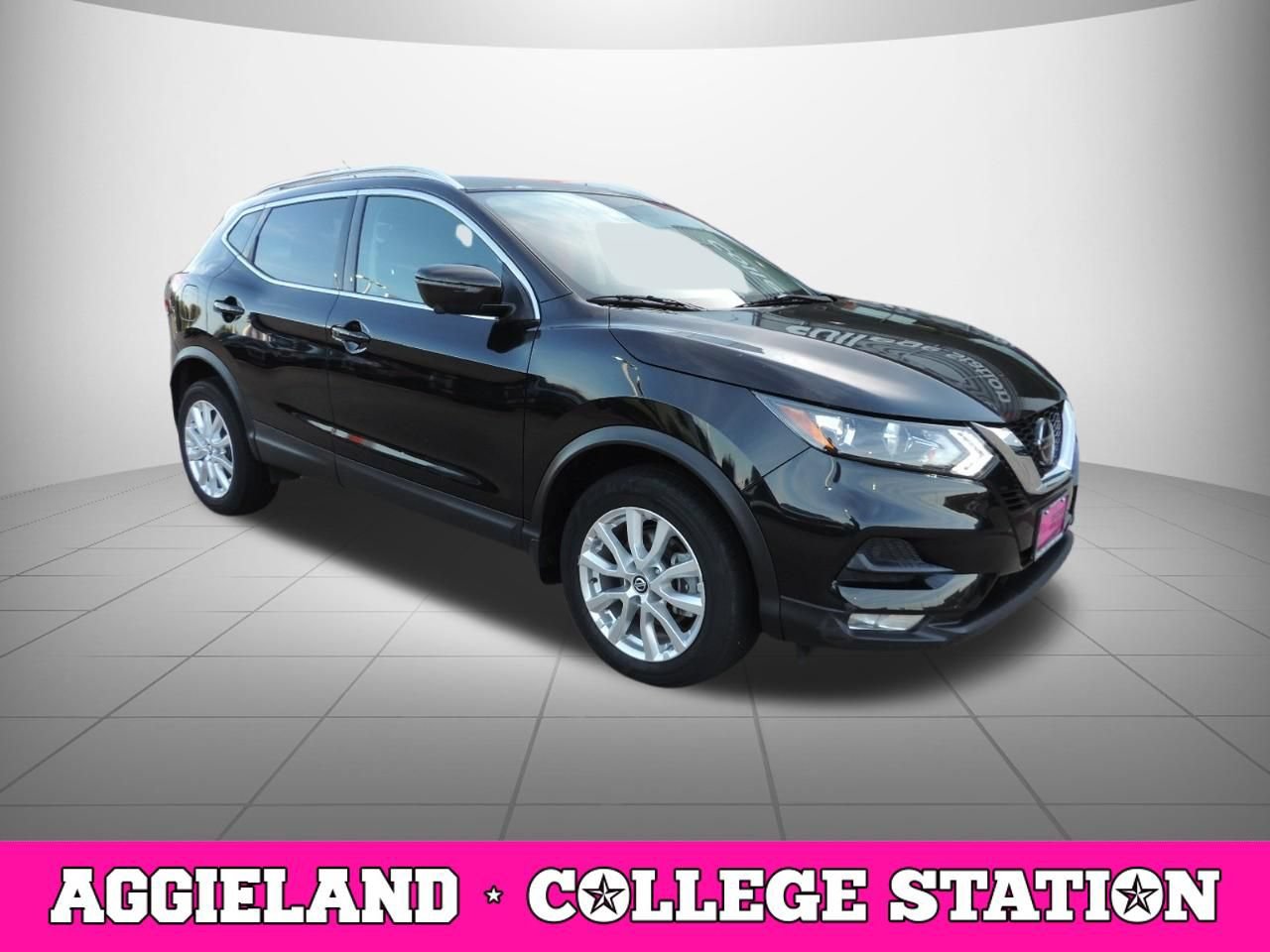 Certified 2021 Nissan Rogue Sport SV w/ Technology Package FWD image 3