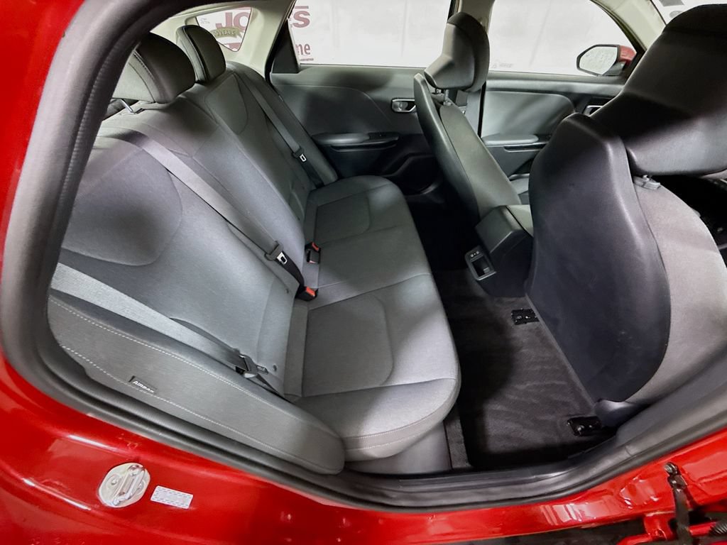 Certified 2025 Kia K4 FWD image 28