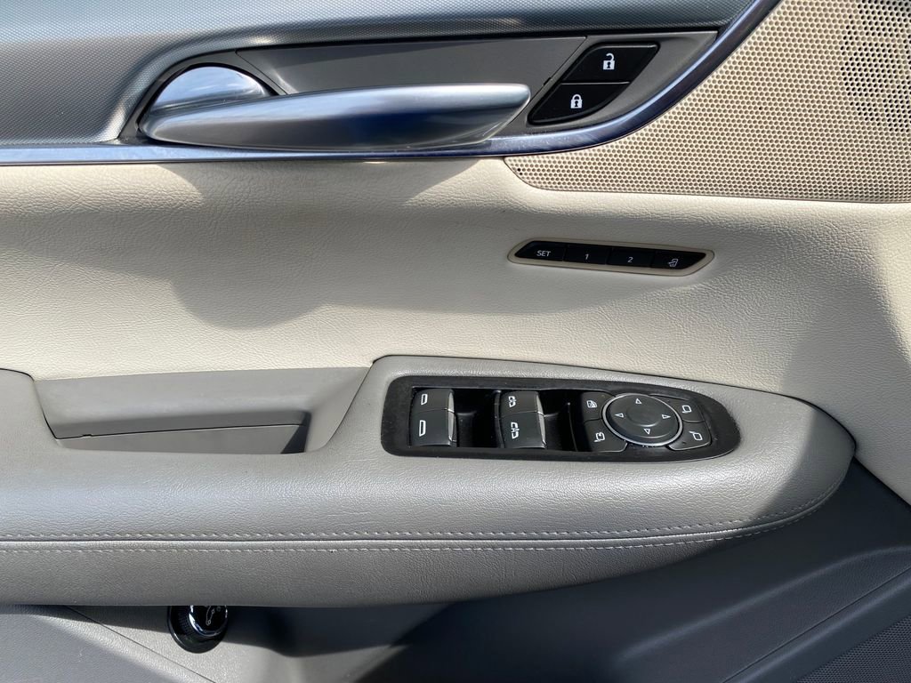 Used 2019 Cadillac XT5 Luxury FWD image 14