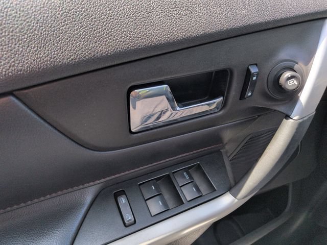 Used 2013 Ford Edge SEL FWD image 31