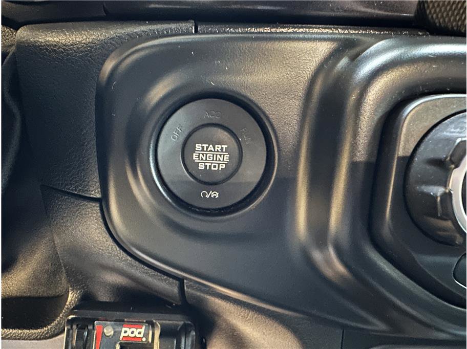 Used 2020 Jeep Wrangler Unlimited Sport image 16