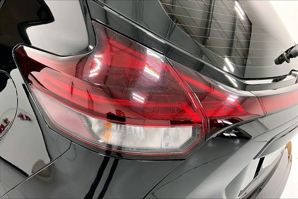 Used 2024 Nissan Kicks S image 36