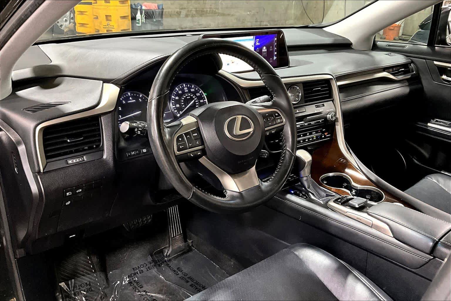 Used 2019 Lexus RX 350 AWD w/ Navigation Package image 18