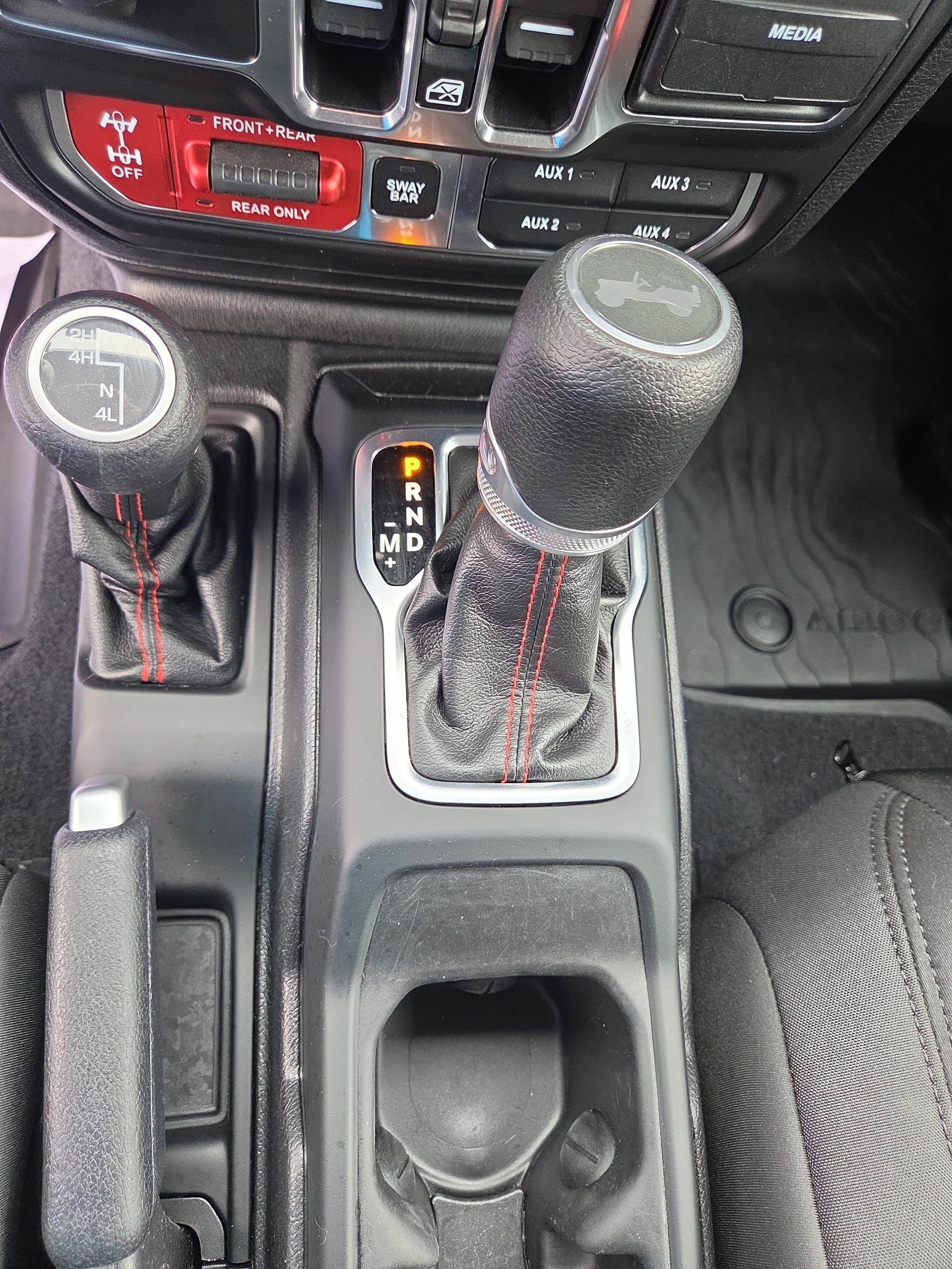 Used 2020 Jeep Wrangler Unlimited Rubicon AWD/4WD image 8