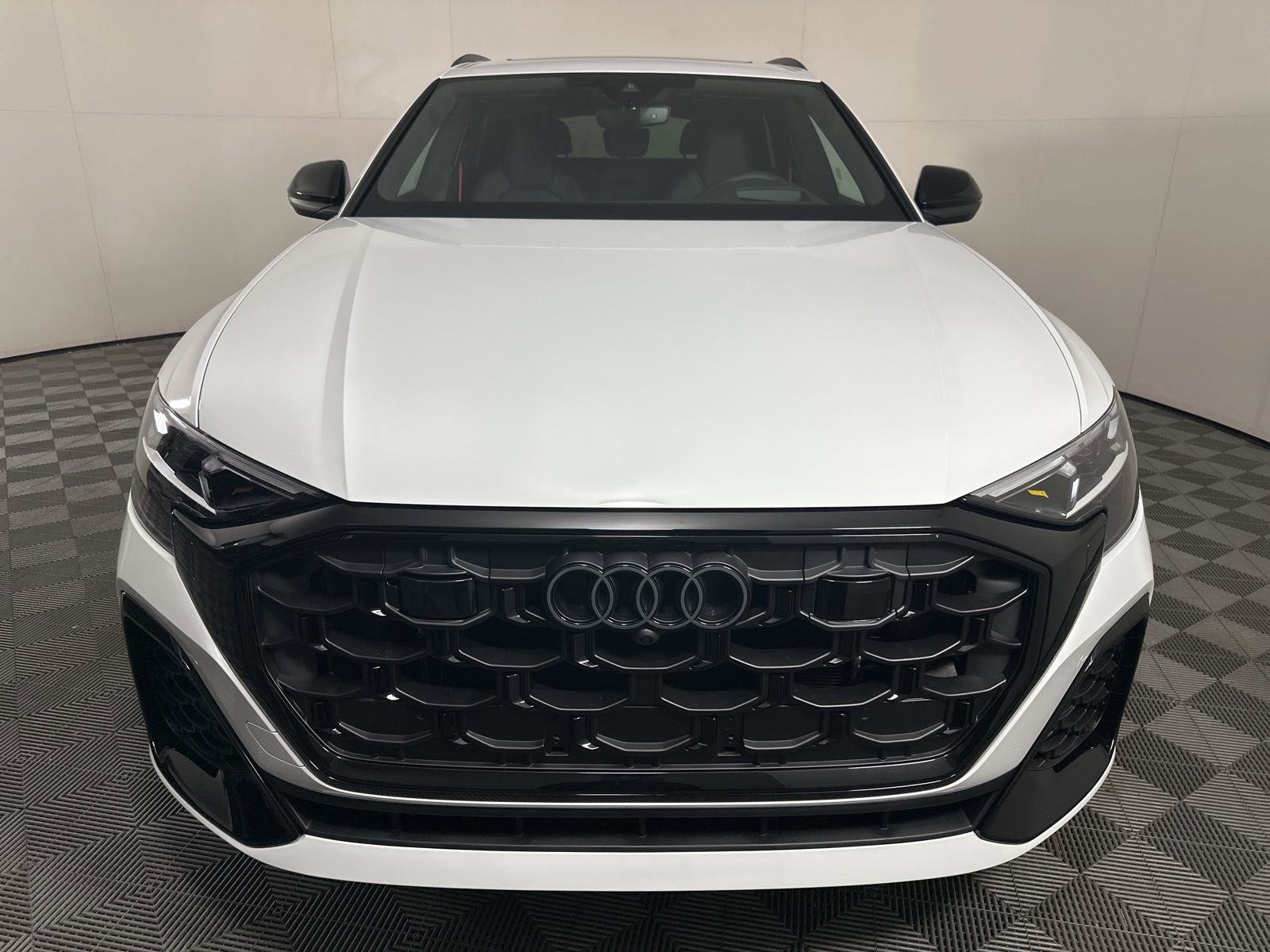 New 2026 Audi SQ8 Prestige image 2