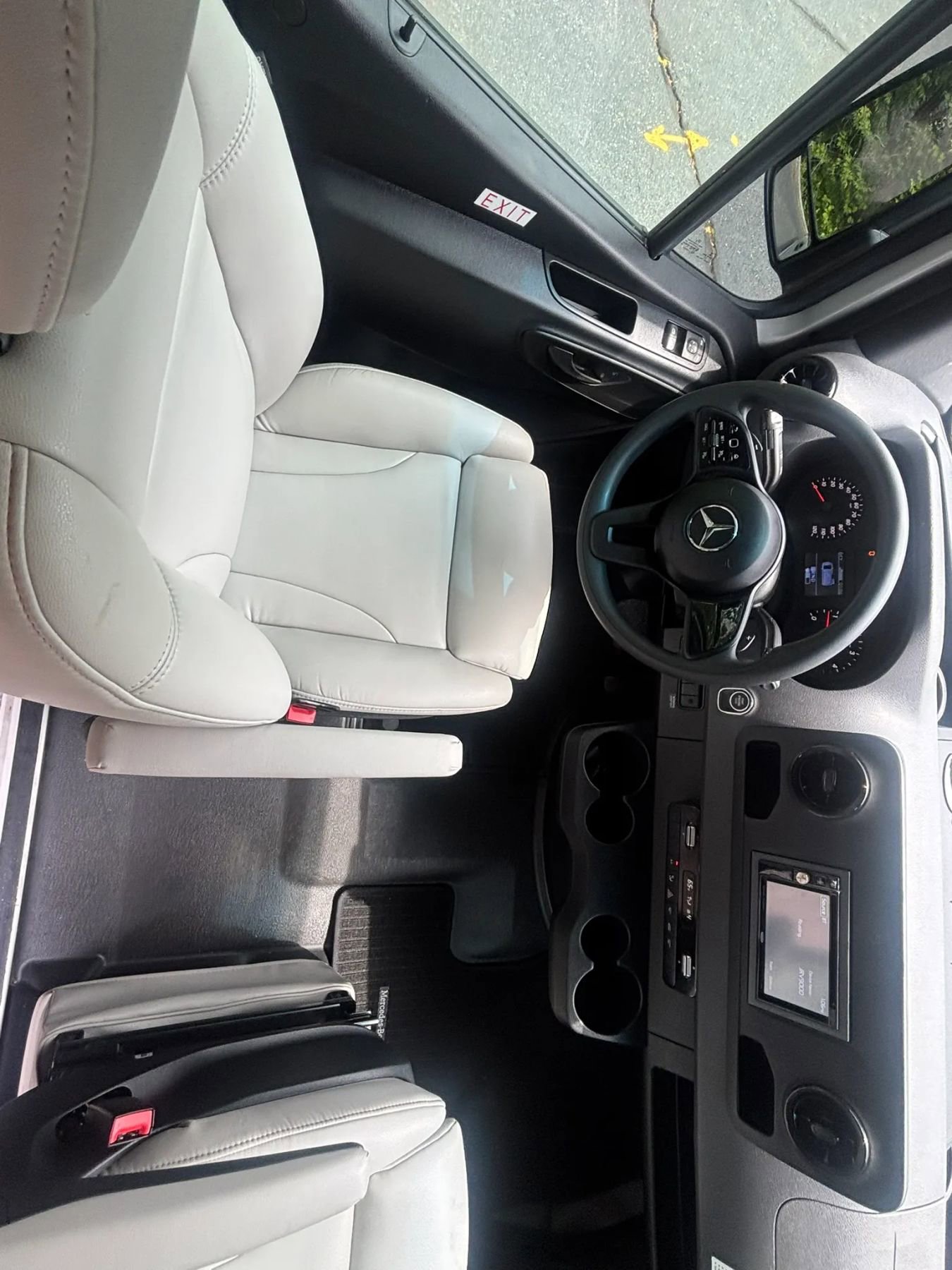 Used 2019 Mercedes-Benz Sprinter 3500 image 17