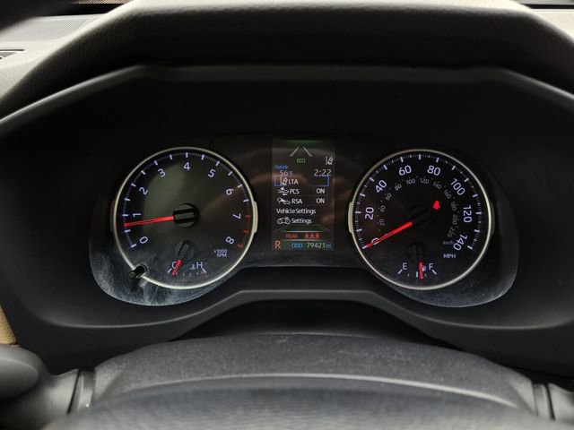 Used 2020 Toyota RAV4 LE image 24