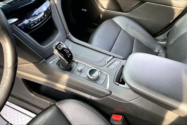 Used 2021 Cadillac XT6 Sport AWD/4WD image 17