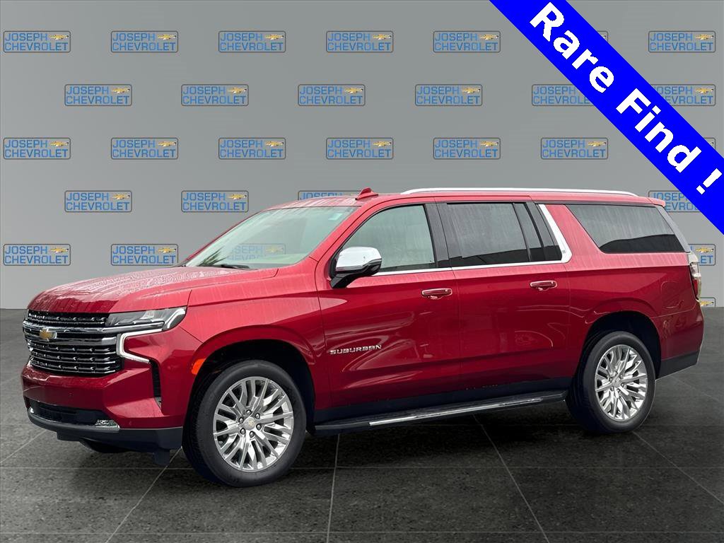 Used 2024 Chevrolet Suburban Premier w/ Premium Package 2