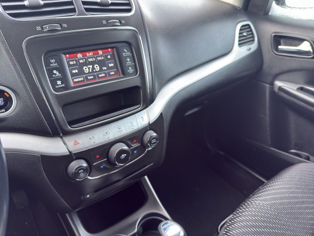 Used 2018 Dodge Journey SE w/ Connectivity Group image 20