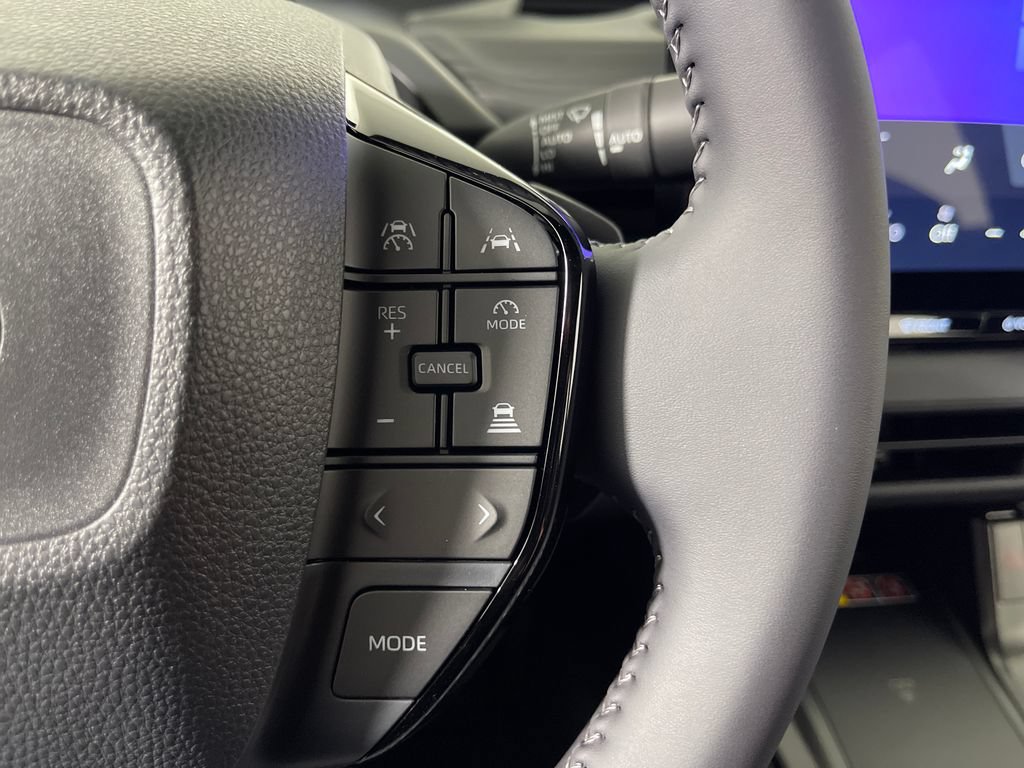 New 2026 Toyota C-HR AWD/4WD image 27