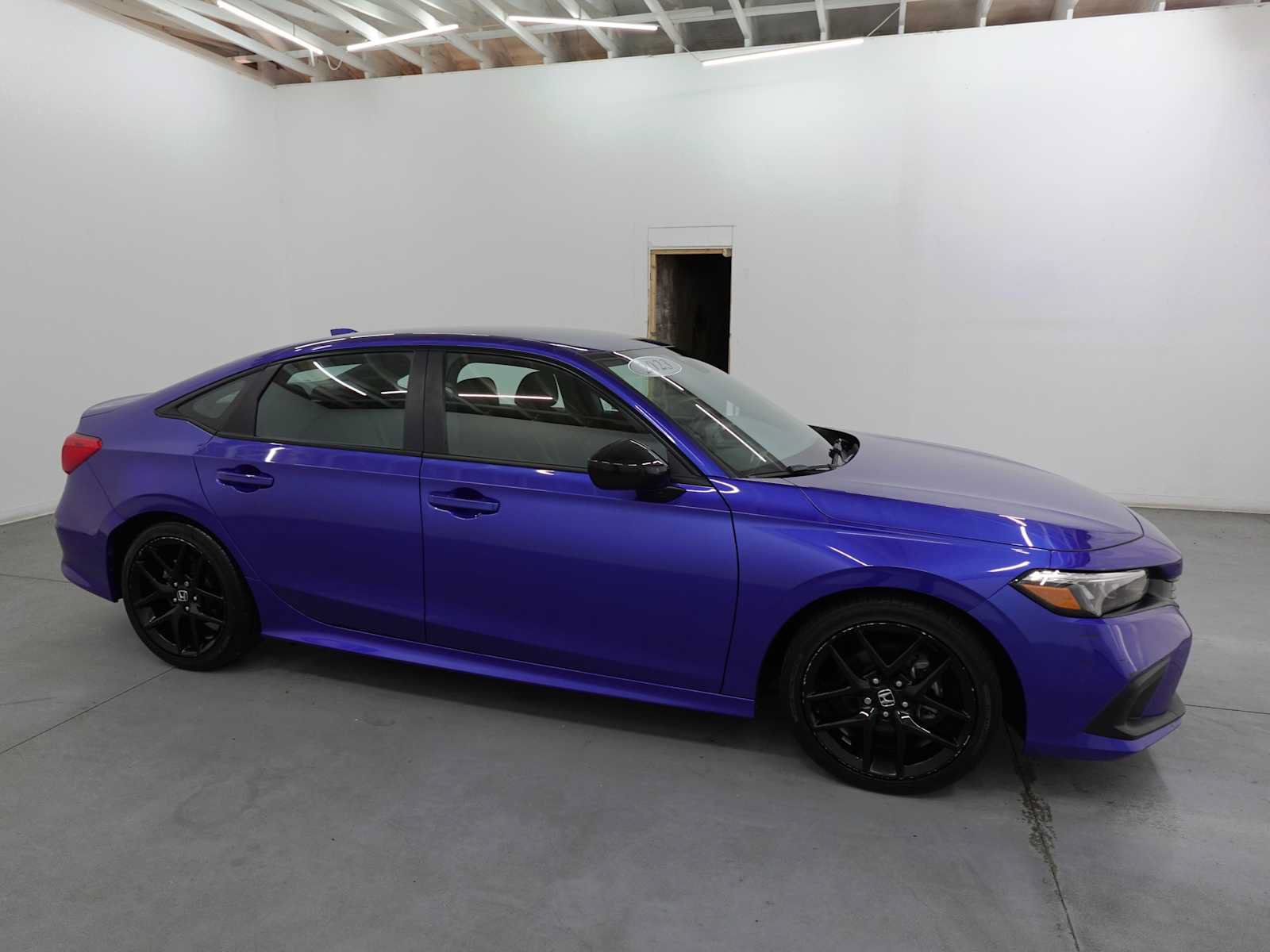 Used 2023 Honda Civic Sport image 4