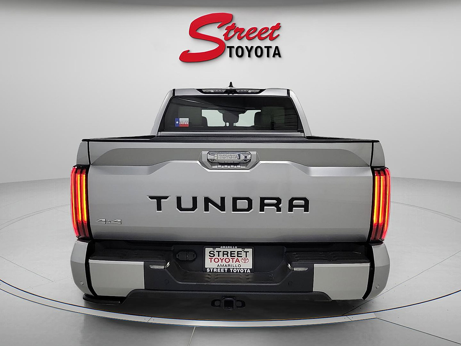 Used 2023 Toyota Tundra Capstone image 3