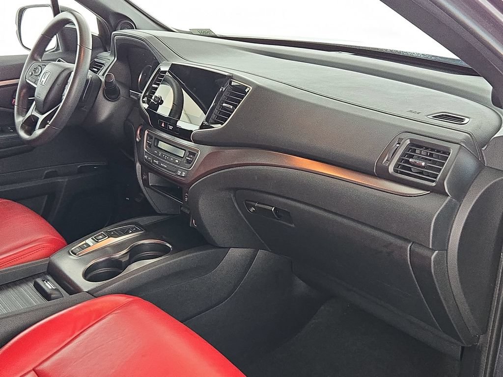 Used 2021 Honda Passport Sport image 34