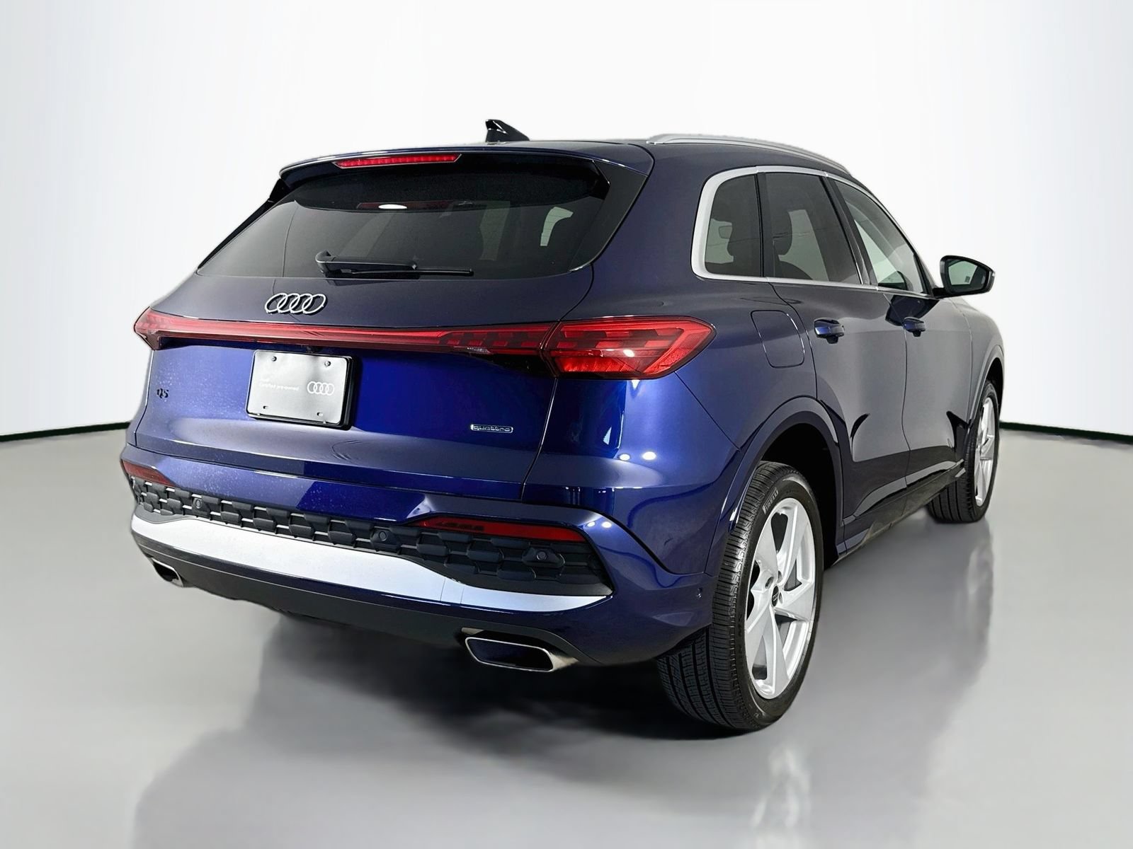 Certified 2025 Audi Q5 Premium Plus w/ Premium Plus AWD/4WD image 7