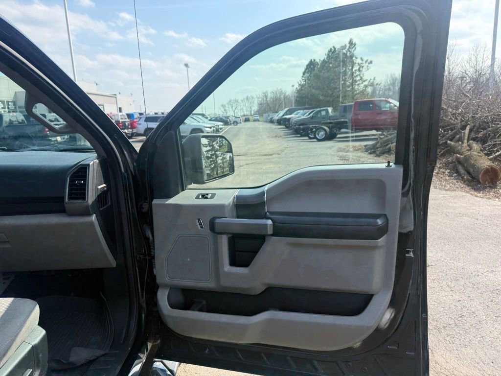 Used 2020 Ford F150 XLT w/ Equipment Group 302A Luxury image 46