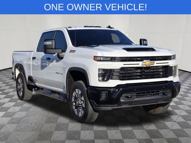 Used 2025 Chevrolet Silverado 2500 Custom w/ Custom Value Package image 3