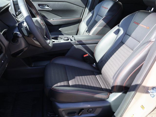 Used 2026 Nissan Rogue SV image 43