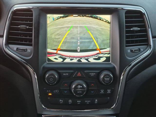 Used 2018 Jeep Grand Cherokee Altitude RWD image 14
