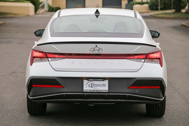 New 2026 Hyundai Elantra Sport FWD image 8