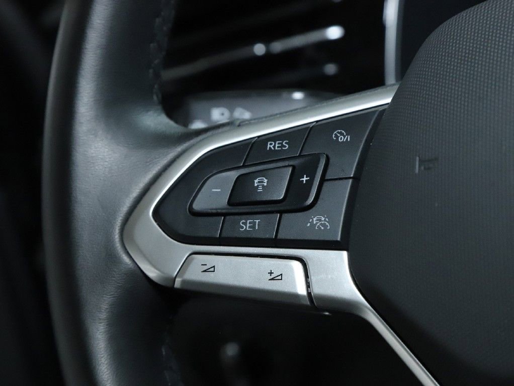 Used 2025 Volkswagen Jetta S image 22