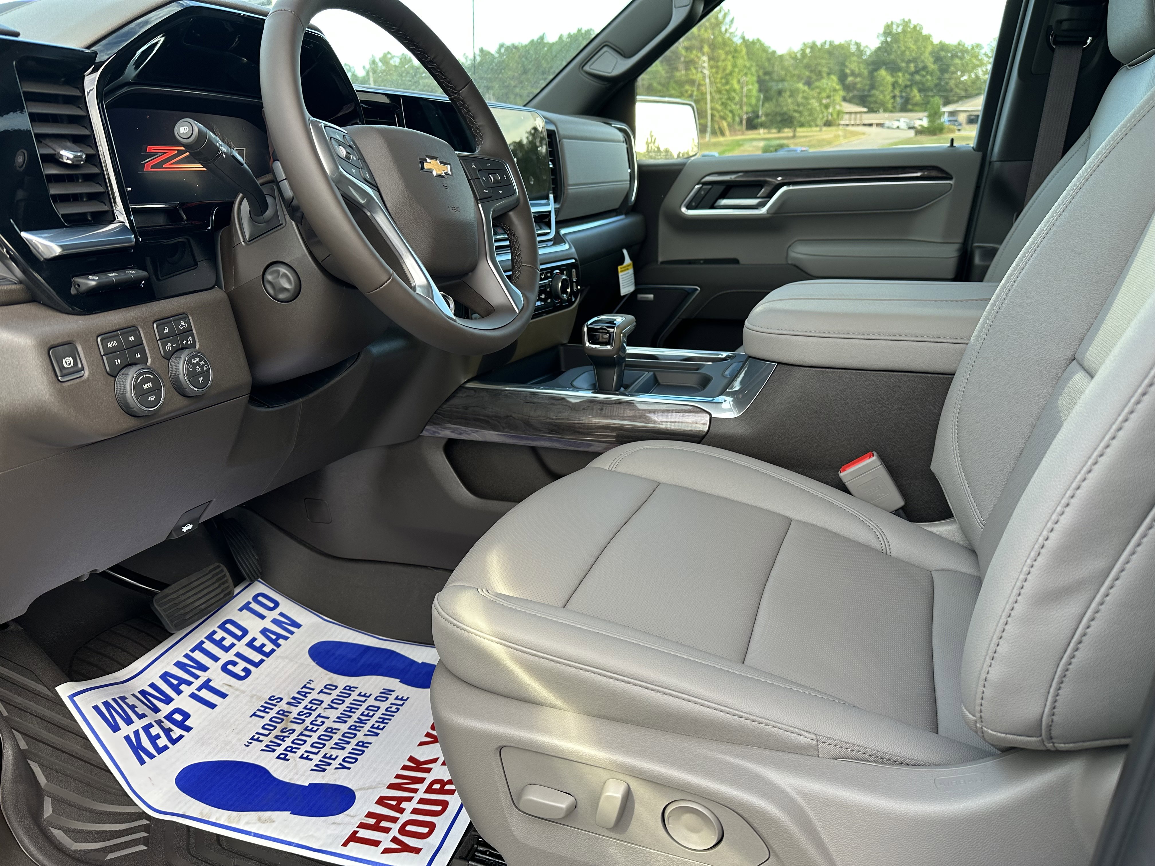 New 2026 Chevrolet Silverado 1500 LTZ image 9