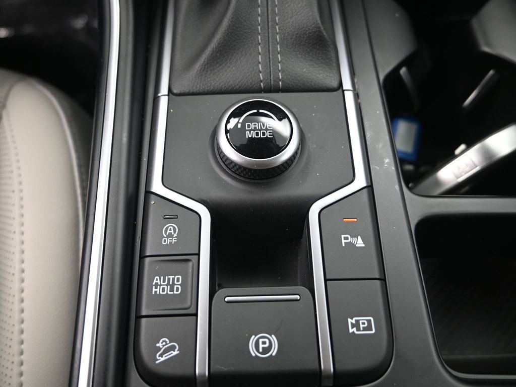 Certified 2025 Kia Sorento EX image 25