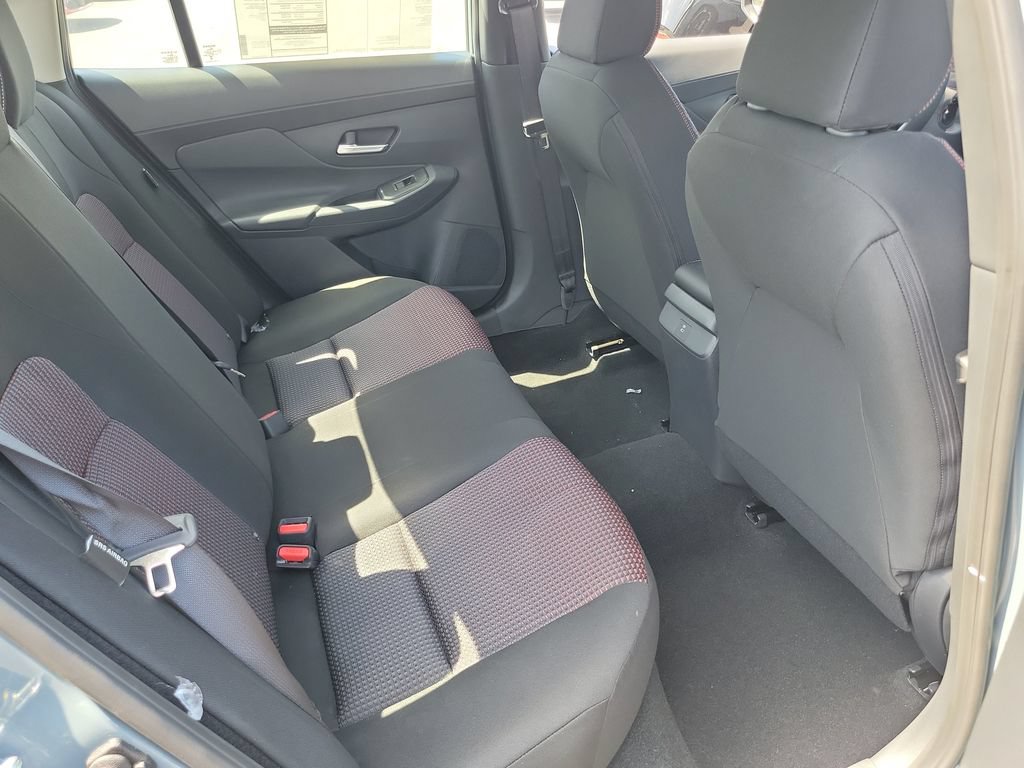New 2027 Nissan Sentra SR w/ Floor Mat Package FWD image 13