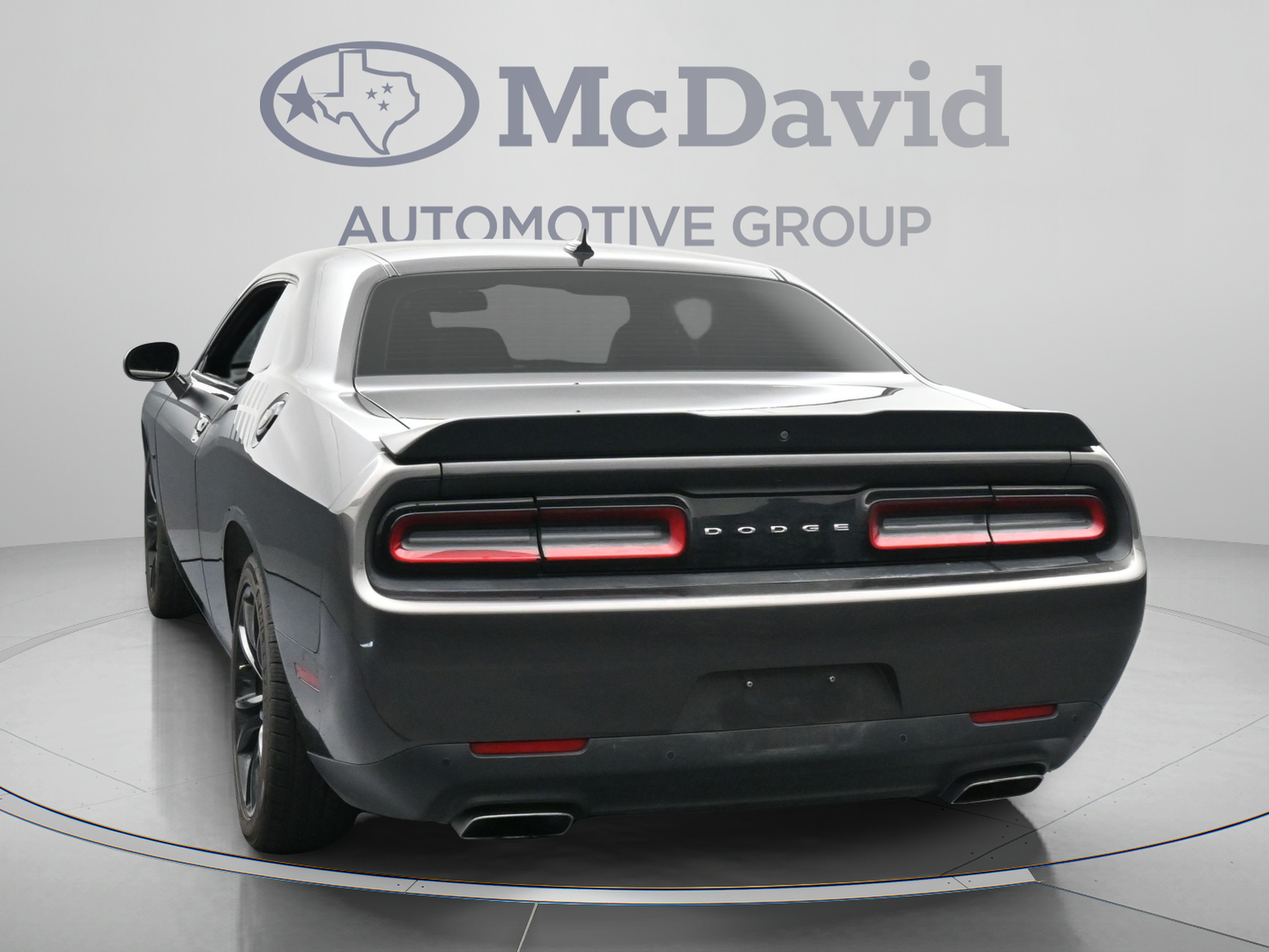 Used 2016 Dodge Challenger R/T Plus RWD image 7
